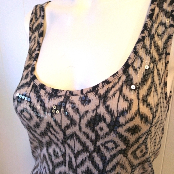 Inc International Concepts Sequin Top Blouse. - Picture 4 of 8